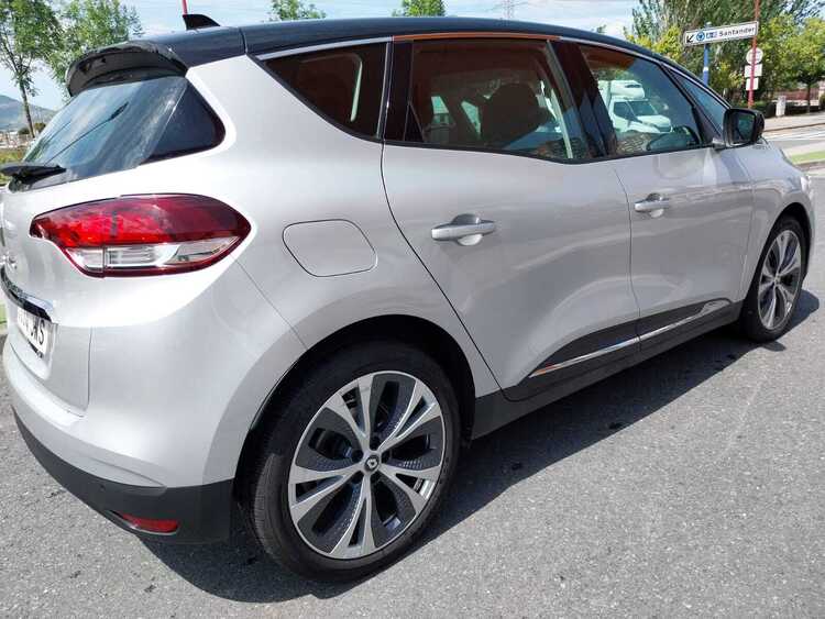Renault Scenic <span class=